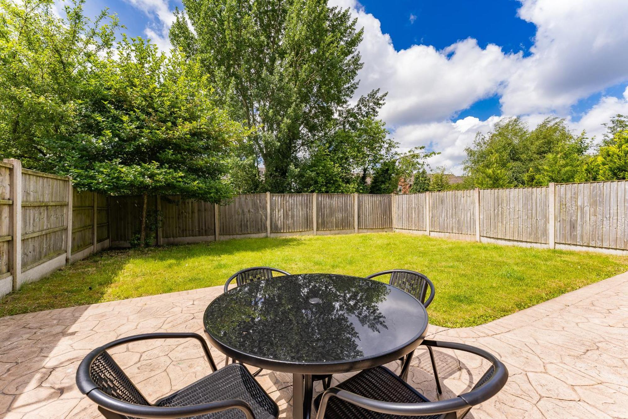 Astley  Brook Meadow House, 4 Bed House, Manchester מראה חיצוני תמונה